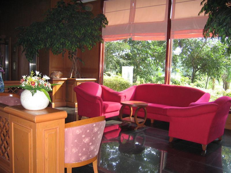 Pathumthani Place Hotel Esterno foto