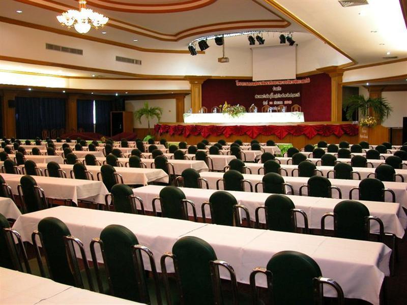 Pathumthani Place Hotel Esterno foto