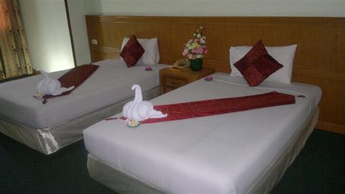 Pathumthani Place Hotel Esterno foto