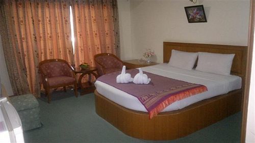 Pathumthani Place Hotel Esterno foto